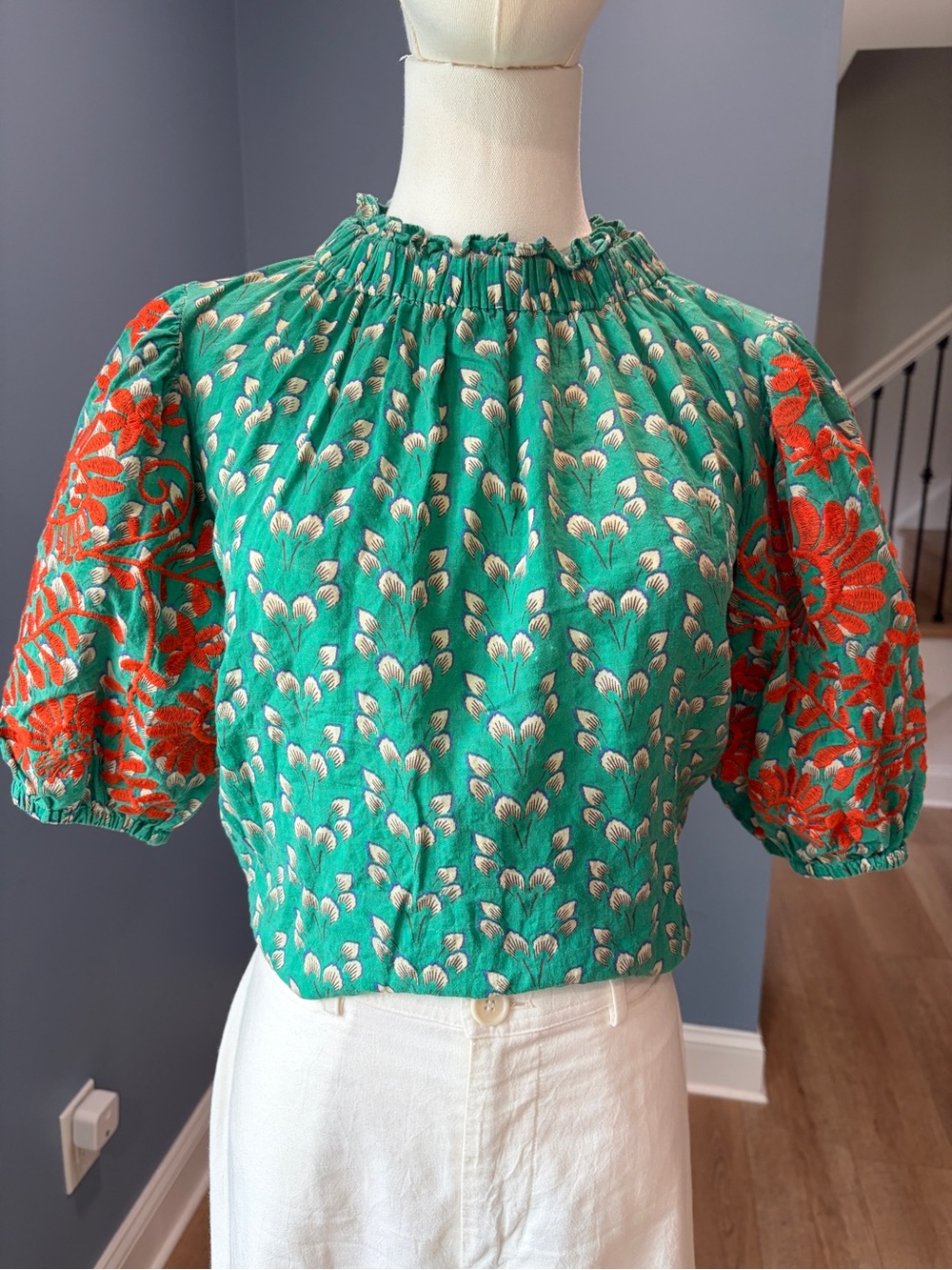 THML Green Floral Embroidered Puff Sleeve Blouse Size Small